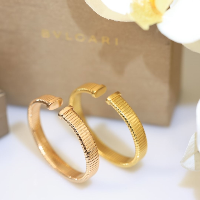 Bv1g*ai bracelets